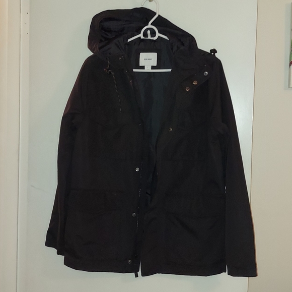 NWOT mens Old Navy lightweight jacket with hood and lots of pockets - Picture 7 of 12
